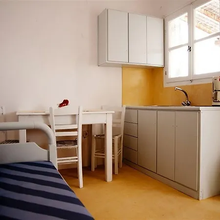 Hotell Zephyros 3*