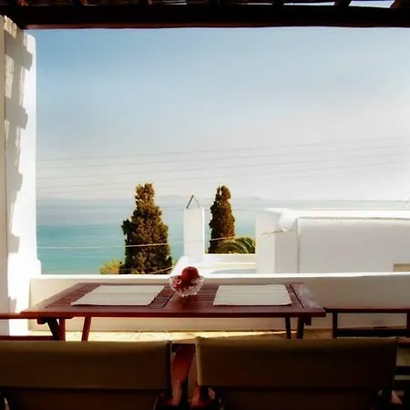 Hotell Zephyros Tínos